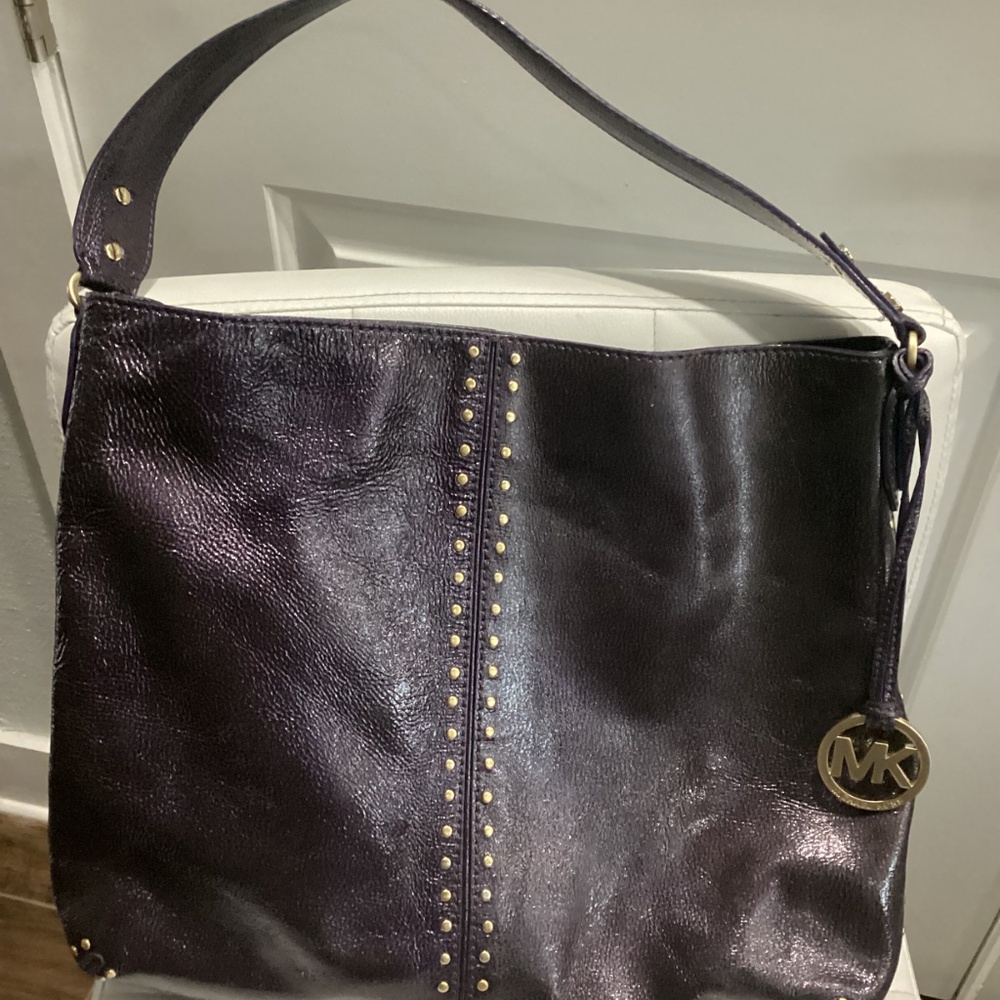 Michael Kors Purple and Gold Studded Shoulder Bag. Used not new - Picture 8 of 9
